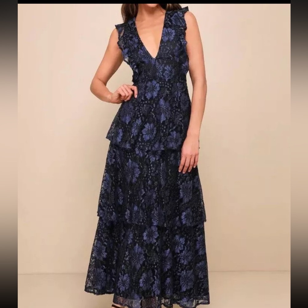 Lulu's Floral Lace Maxi Dress
